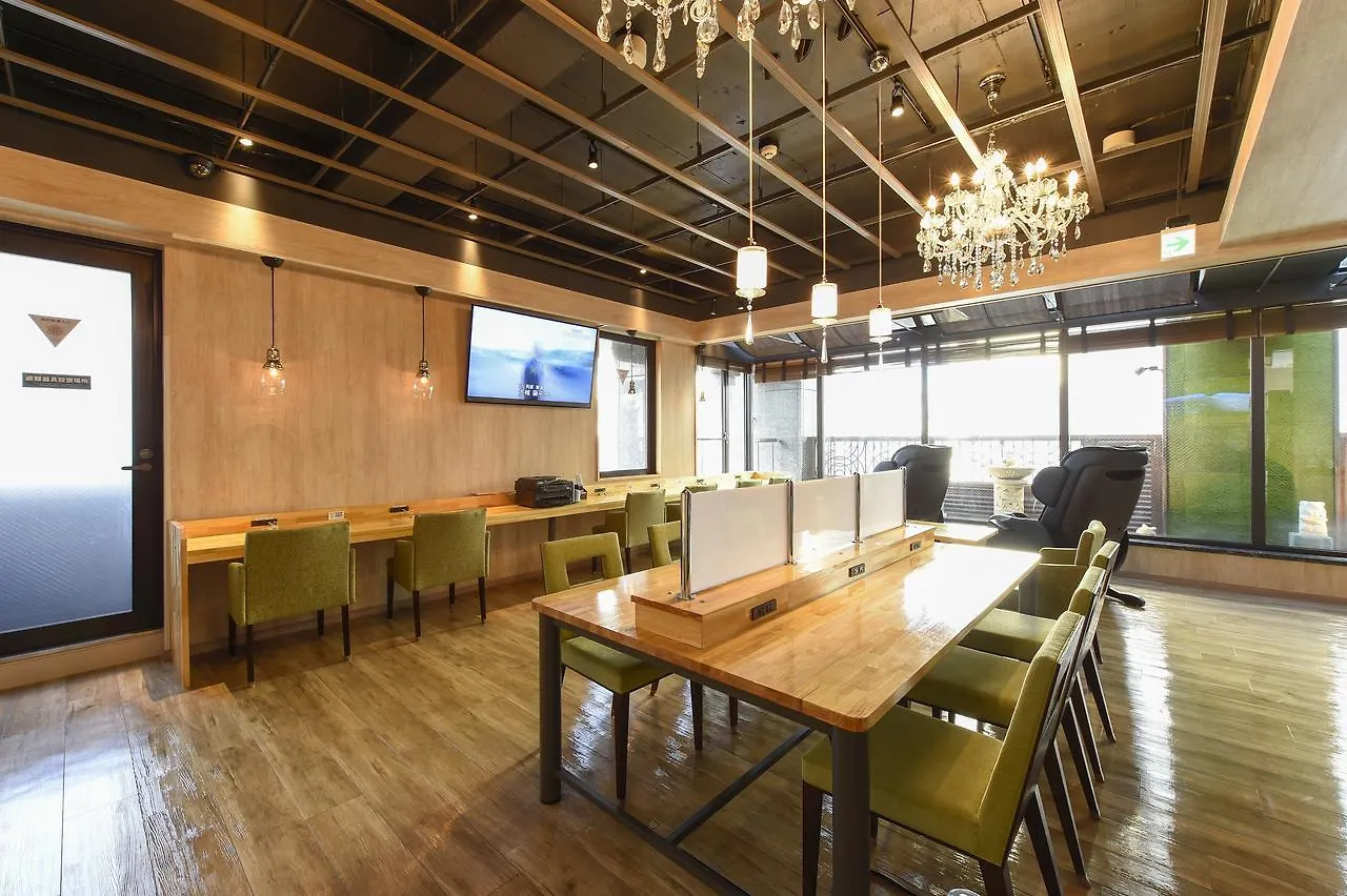豪華カプセルホテル 安心お宿プレミア新橋汐留店 東京都