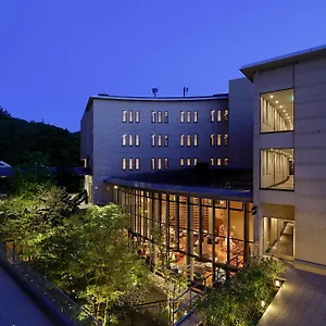 **** Hotel Hyatt Regency Resort&spa Japan